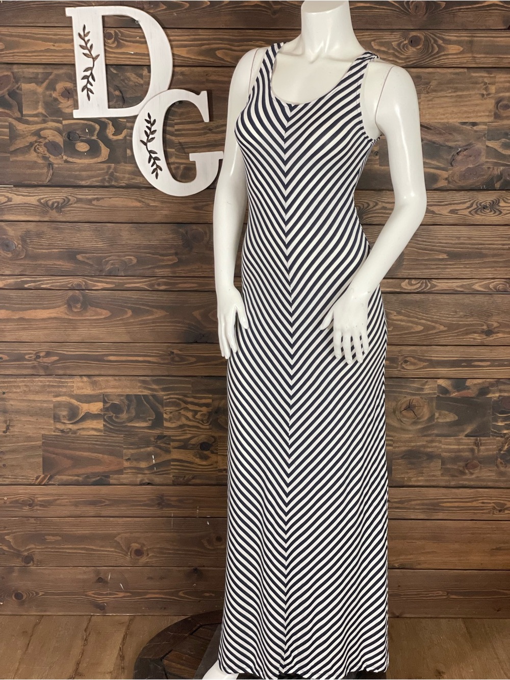 Merona |‎ White Navy Asymmetrical Striped Maxi Dress Chevron Point